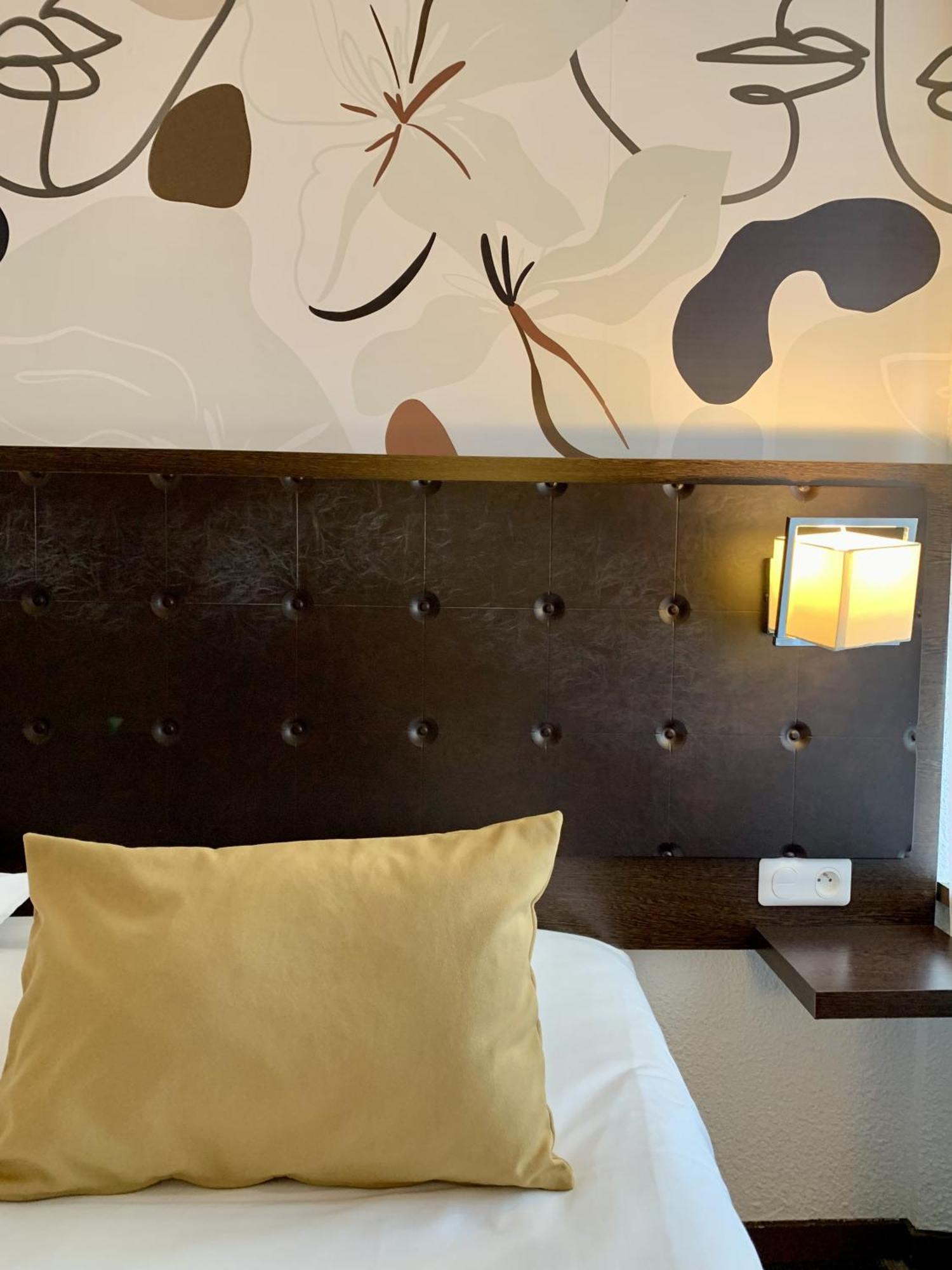 Ambassadeur Hotel - Cherbourg Port De Plaisance Zewnętrze zdjęcie